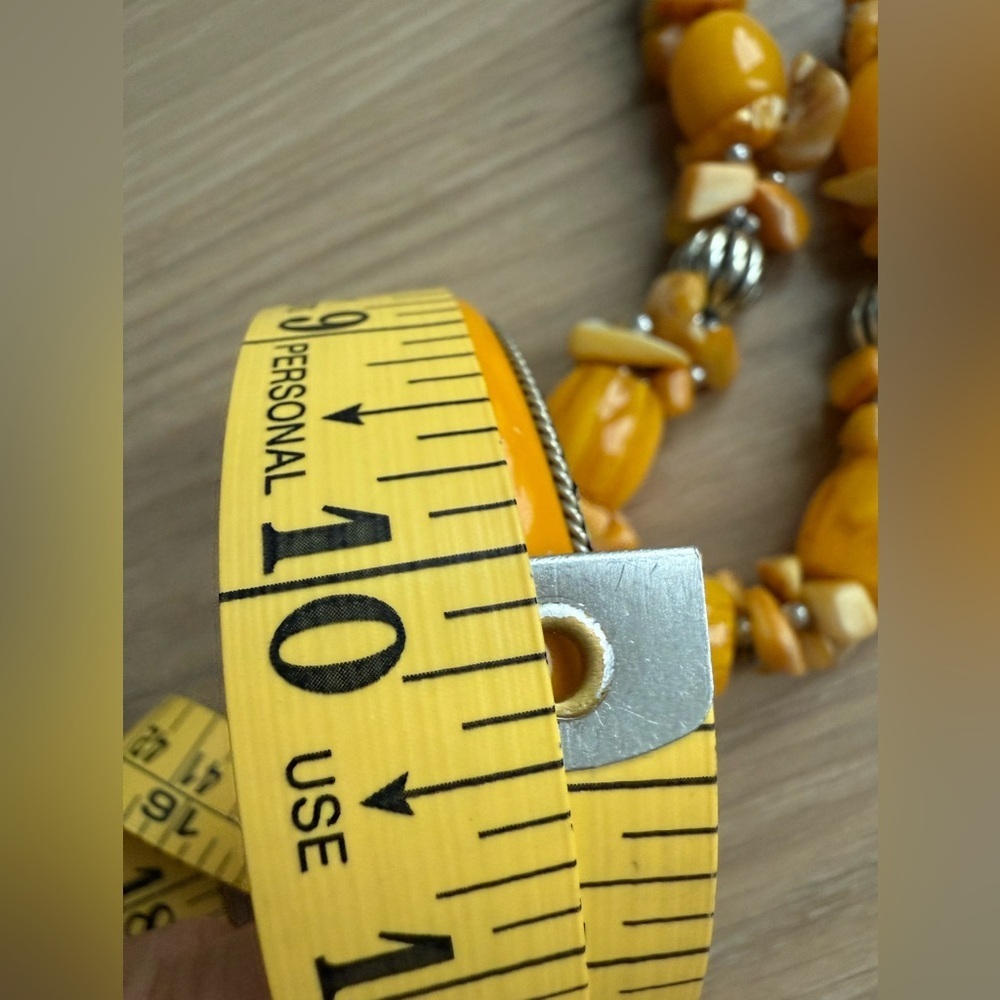 Vintage Yellow Beaded Jewelry Set with yellow stones, bracelet necklace charm - Picture 14 of 16